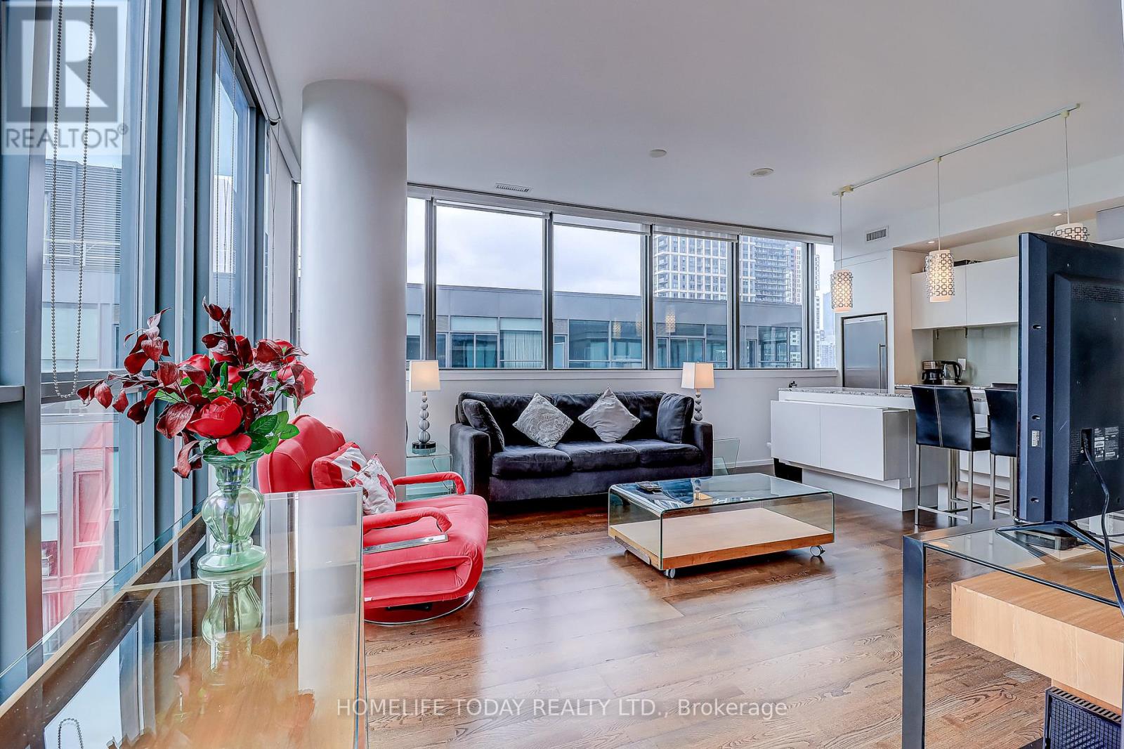 1502 - 8 Charlotte Street, Toronto (Waterfront Communities), Ontario  M5V 0K4 - Photo 14 - C12444076
