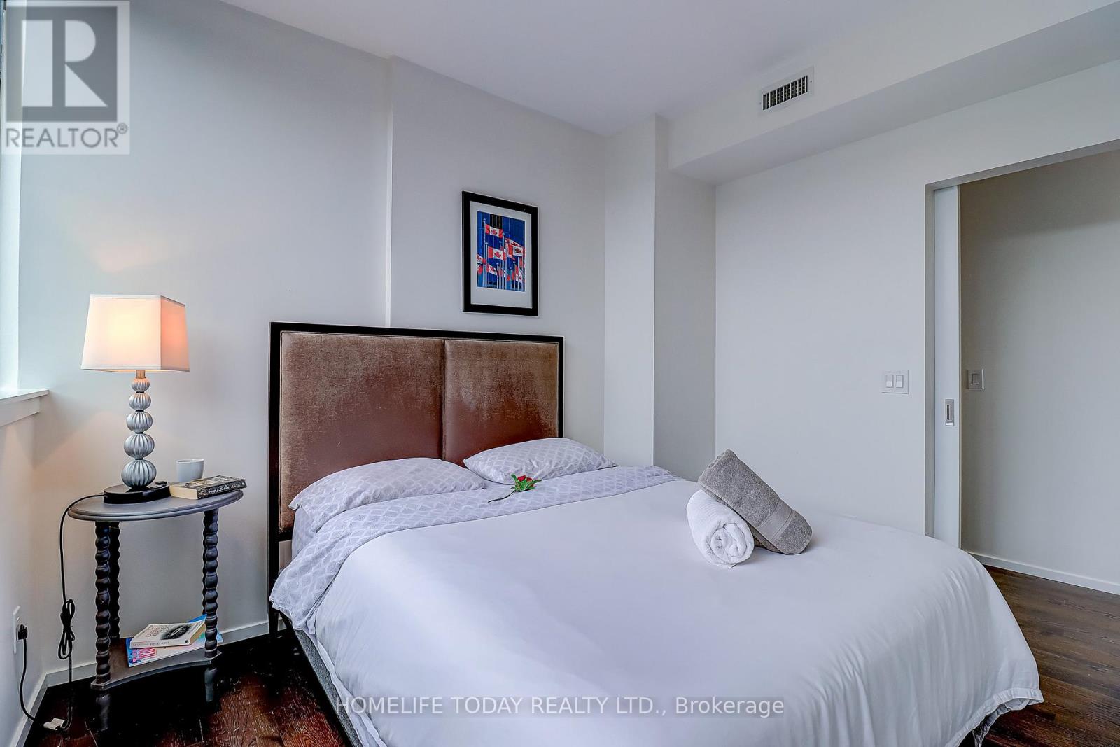 1502 - 8 Charlotte Street, Toronto (Waterfront Communities), Ontario  M5V 0K4 - Photo 29 - C12444076
