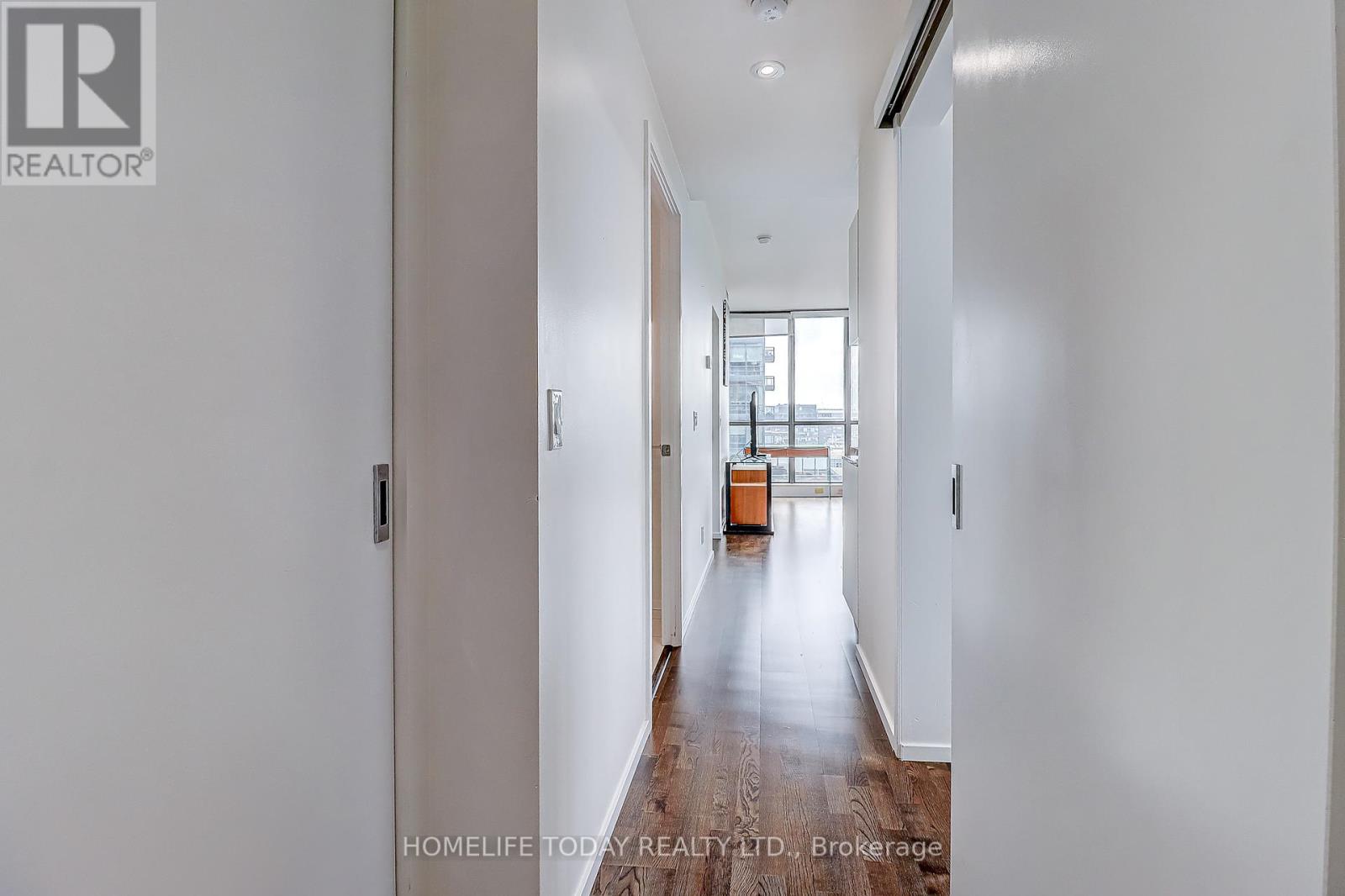 1502 - 8 Charlotte Street, Toronto (Waterfront Communities), Ontario  M5V 0K4 - Photo 33 - C12444076