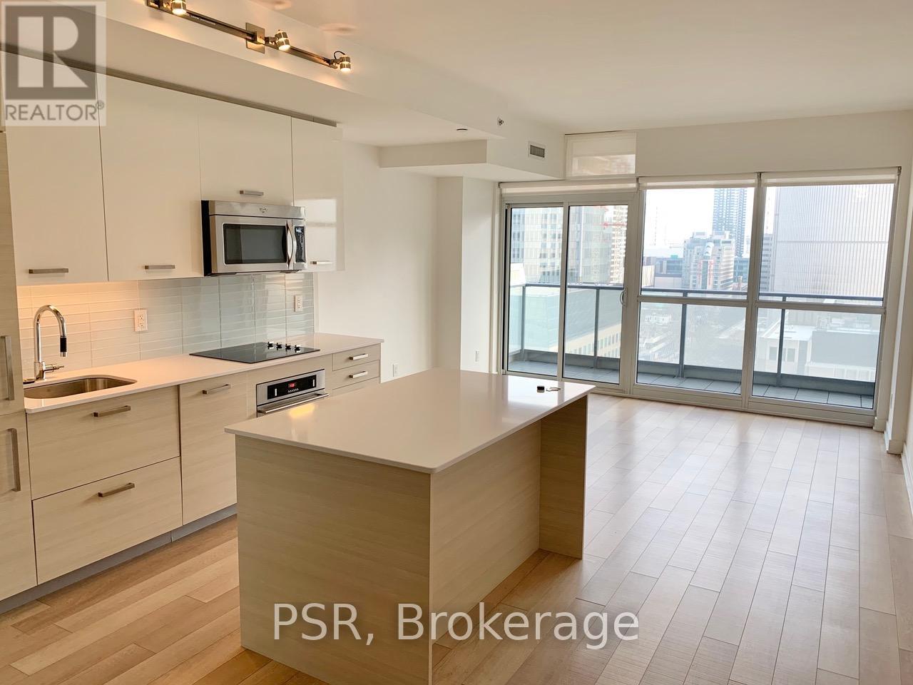 1708 - 210 SIMCOE STREET, Toronto, Ontario