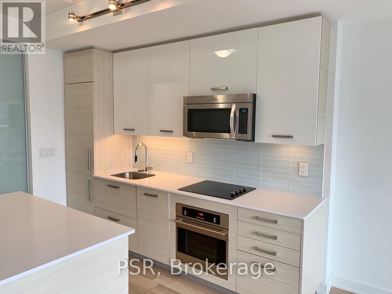 1708 - 210 Simcoe Street, Toronto, Ontario  M5T 0A9 - Photo 3 - C12444085