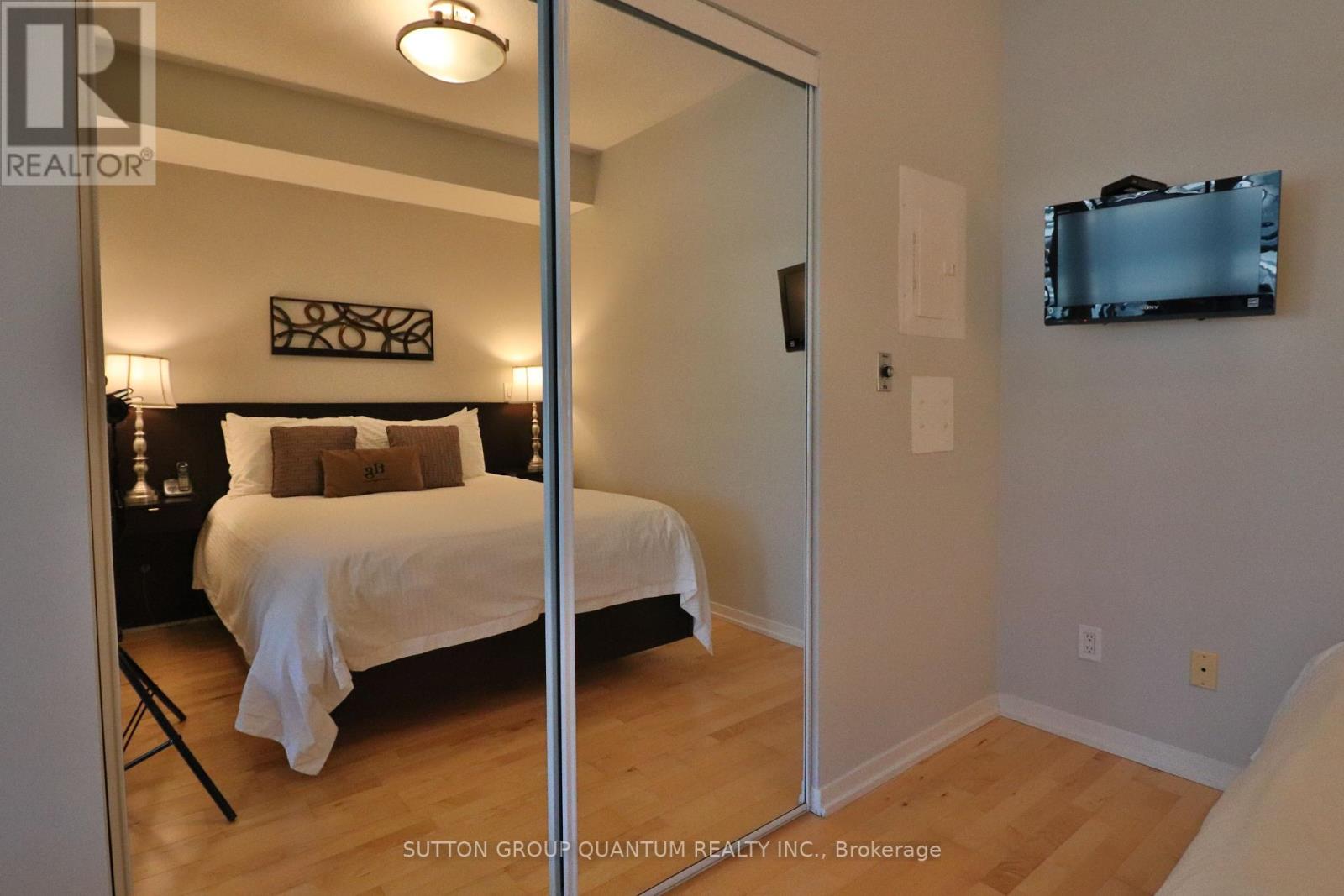 3807 - 65 Bremner Boulevard, Toronto, Ontario  M5J 0A7 - Photo 8 - C12444125