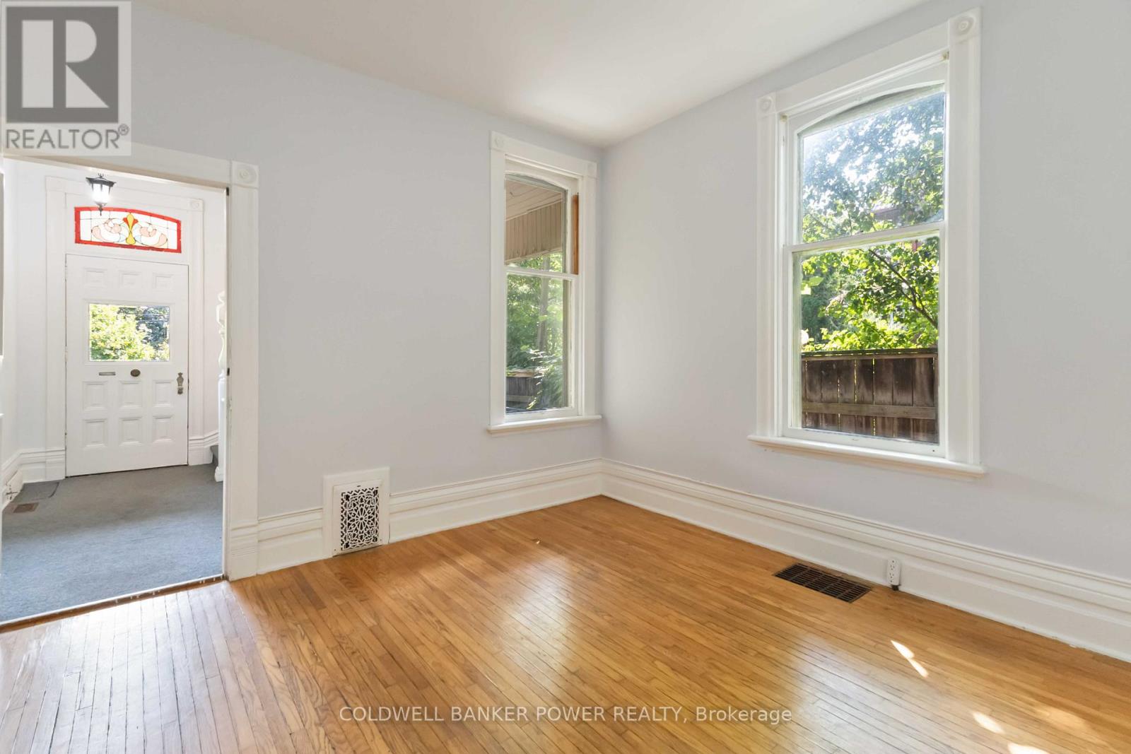 547 William Street, London East (East F), Ontario  N6B 3E8 - Photo 13 - X12444163