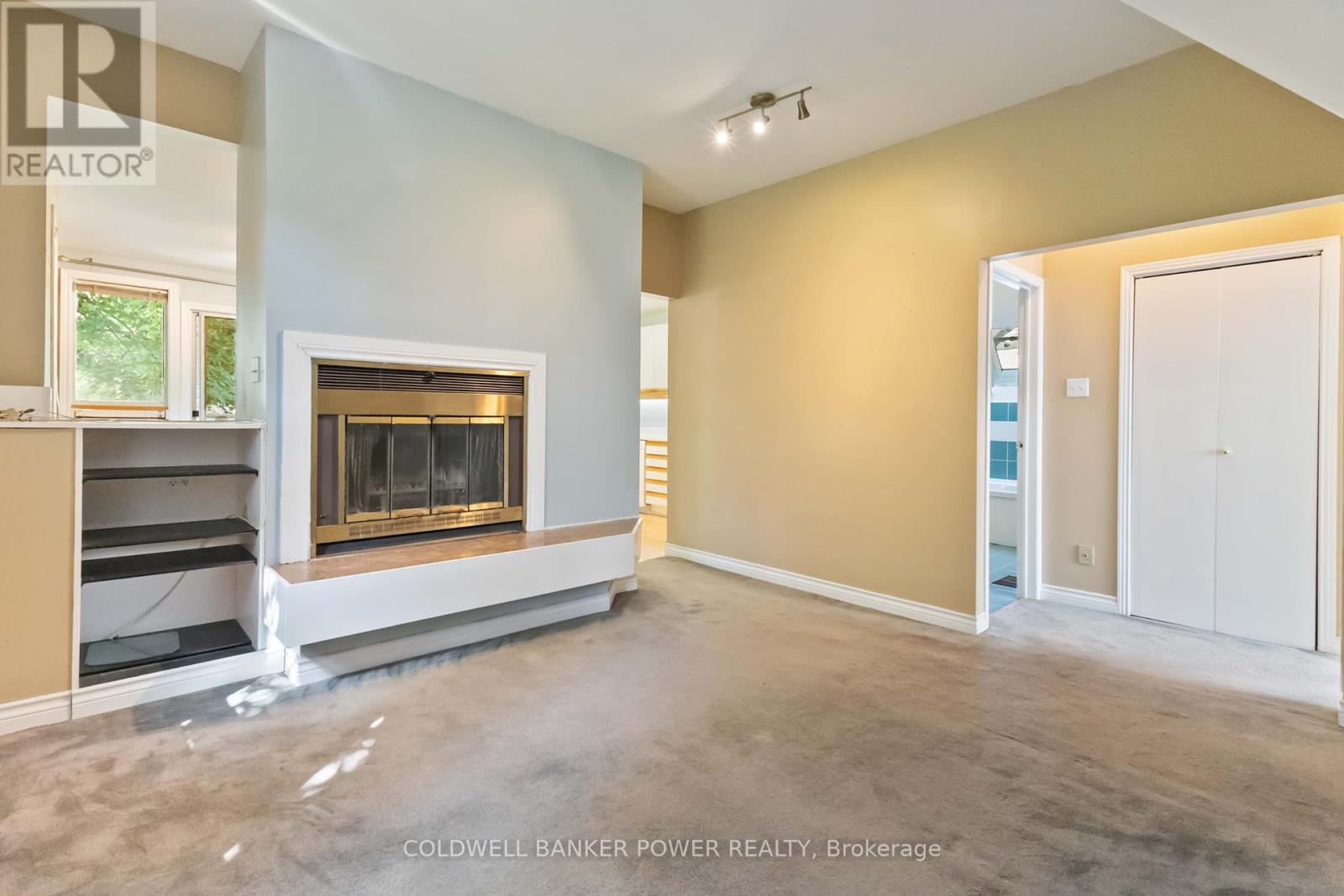 547 William Street, London East (East F), Ontario  N6B 3E8 - Photo 27 - X12444163