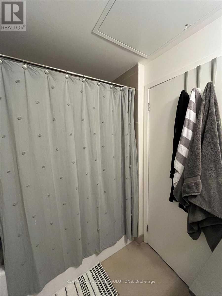 503 - 15 Baseball Place, Toronto, Ontario  M4M 0E6 - Photo 8 - E12444036