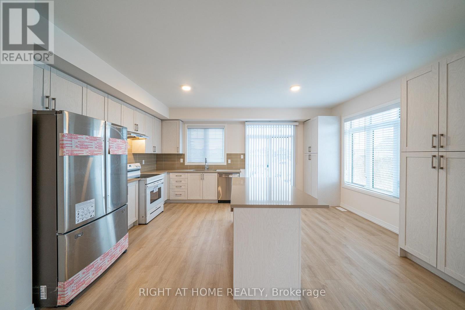 116 Bavin Street, Clarington, Ontario  L1C 7H5 - Photo 13 - E12444063