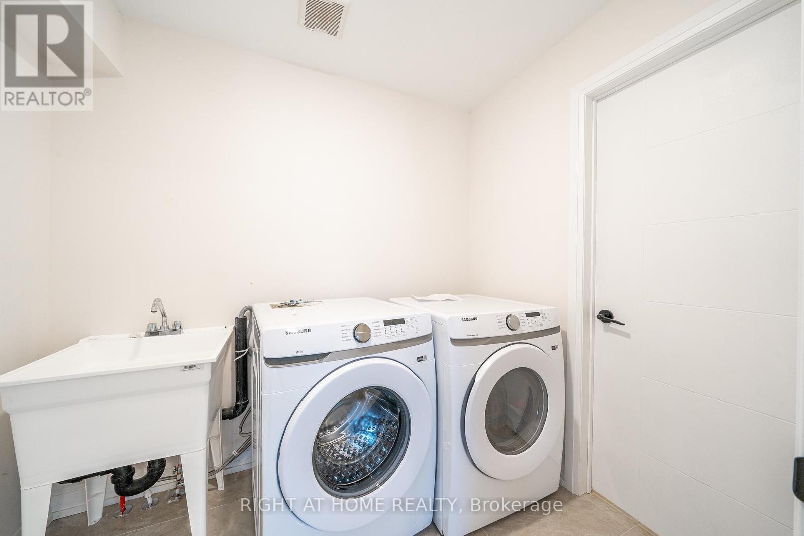 116 Bavin Street, Clarington, Ontario  L1C 7H5 - Photo 6 - E12444063