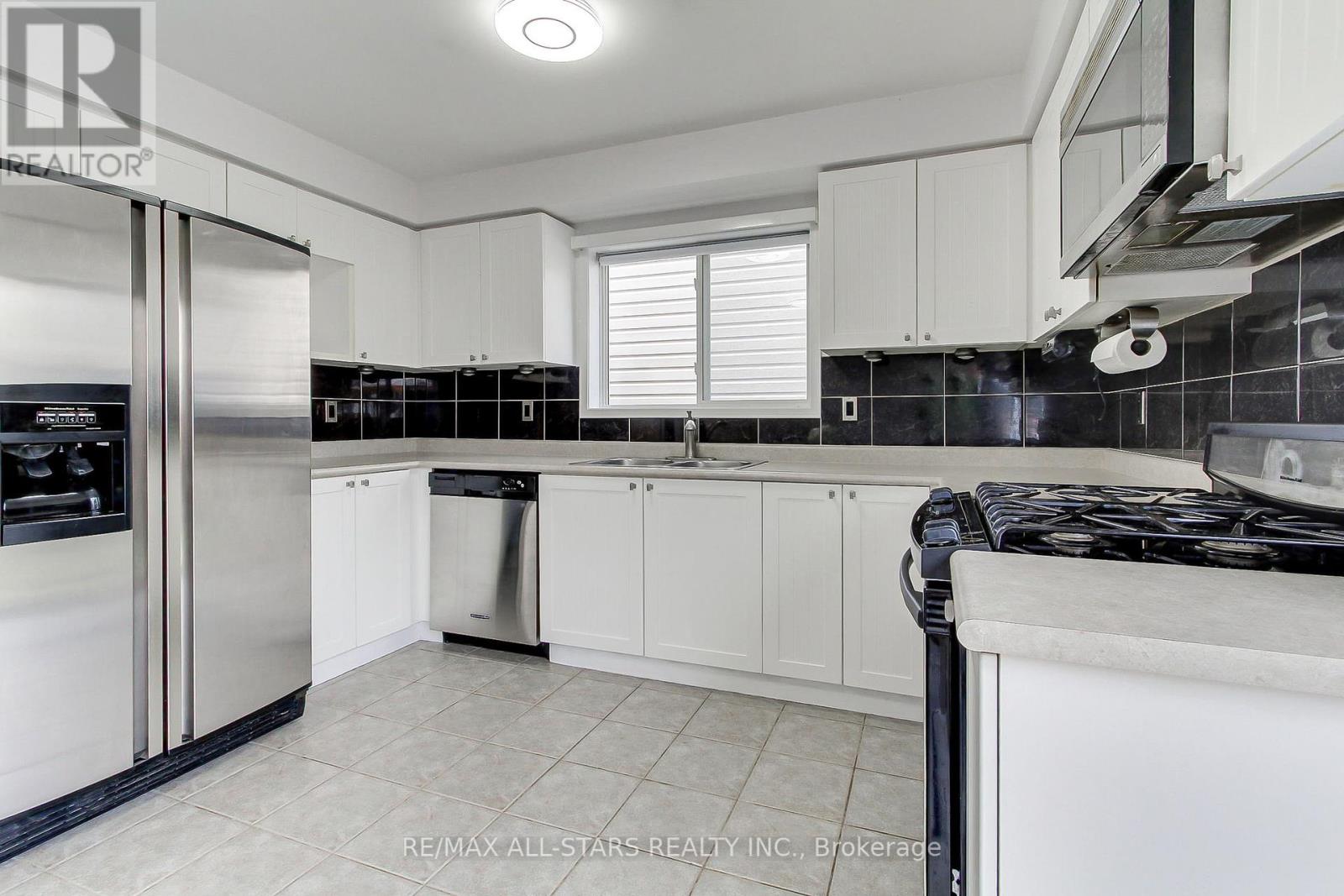 85 Handley Crescent, Ajax (South East), Ontario  L1Z 1M3 - Photo 20 - E12444069