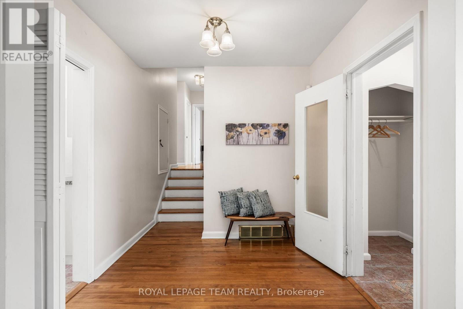 2184 Iris Street, Ottawa, Ontario  K2C 1B3 - Photo 12 - X12443220
