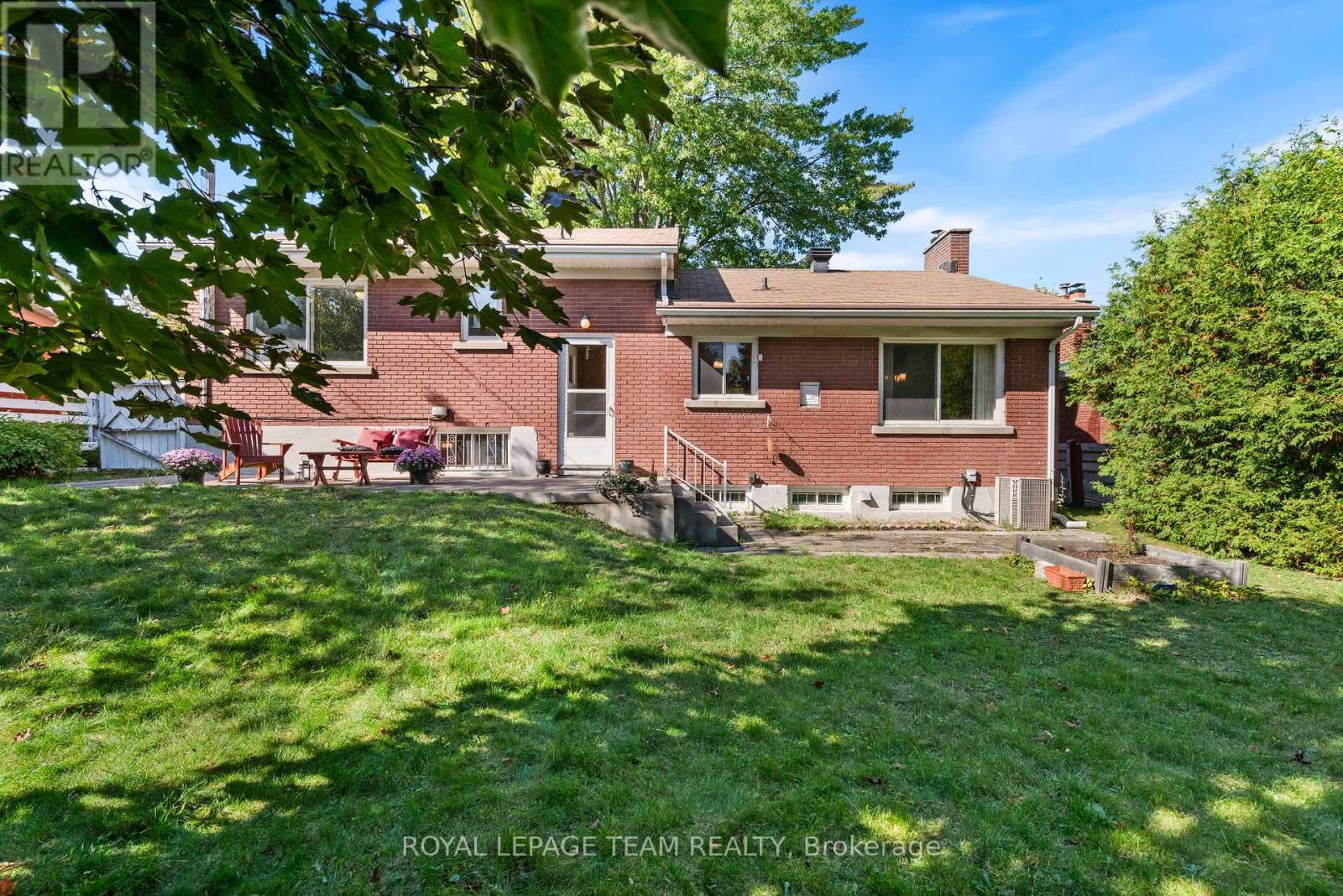 2184 Iris Street, Ottawa, Ontario  K2C 1B3 - Photo 25 - X12443220