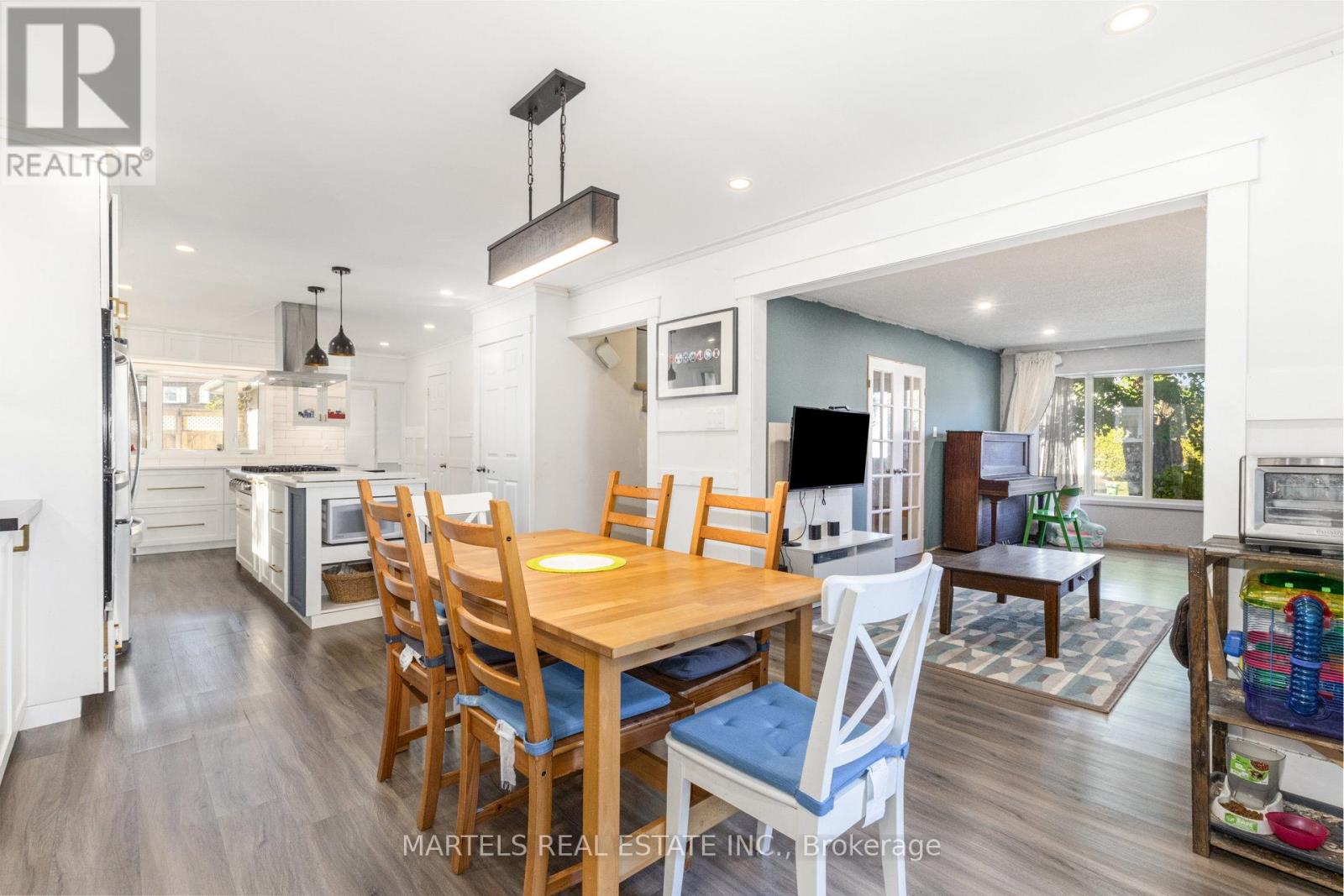 6322 Friar Gate, Ottawa, Ontario  K1C 1B4 - Photo 8 - X12444160