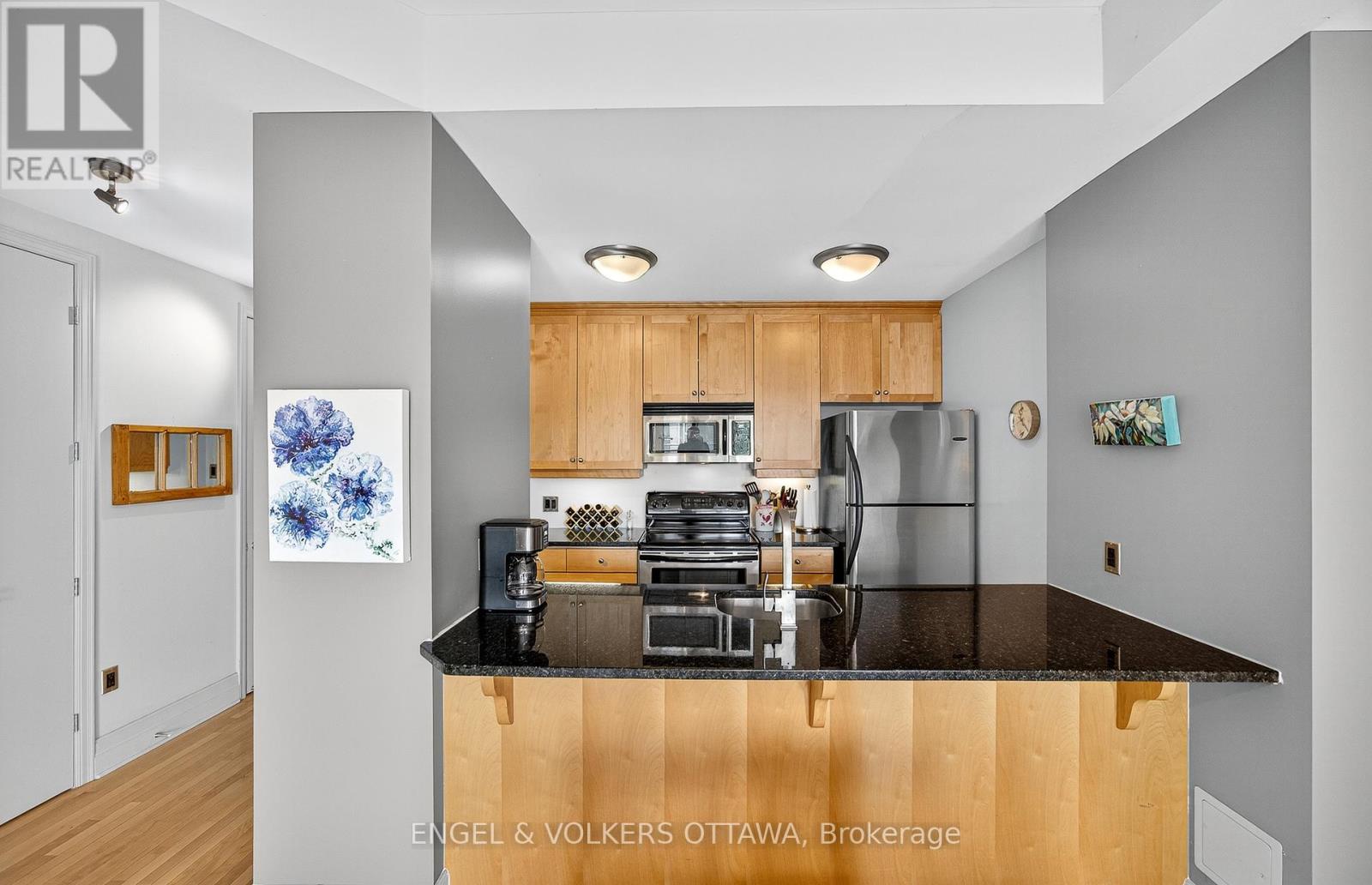 404 - 420 Berkley Avenue, Ottawa, Ontario  K2A 4H5 - Photo 17 - X12444173
