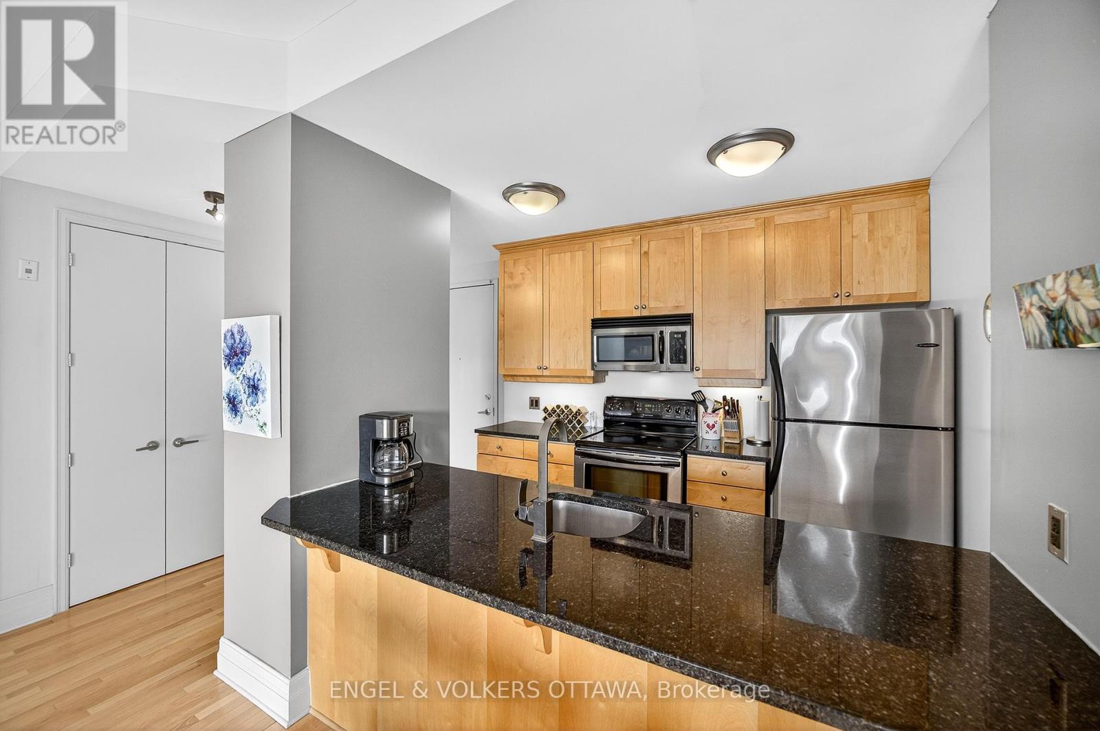 404 - 420 Berkley Avenue, Ottawa, Ontario  K2A 4H5 - Photo 18 - X12444173