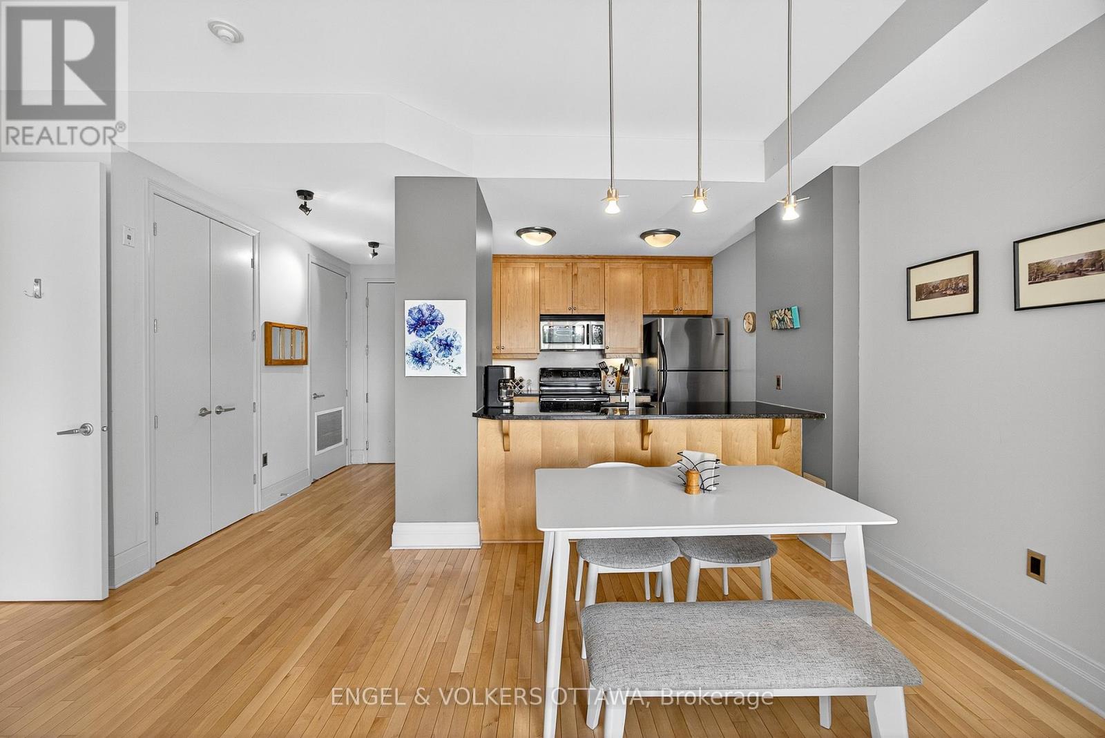 404 - 420 Berkley Avenue, Ottawa, Ontario  K2A 4H5 - Photo 8 - X12444173