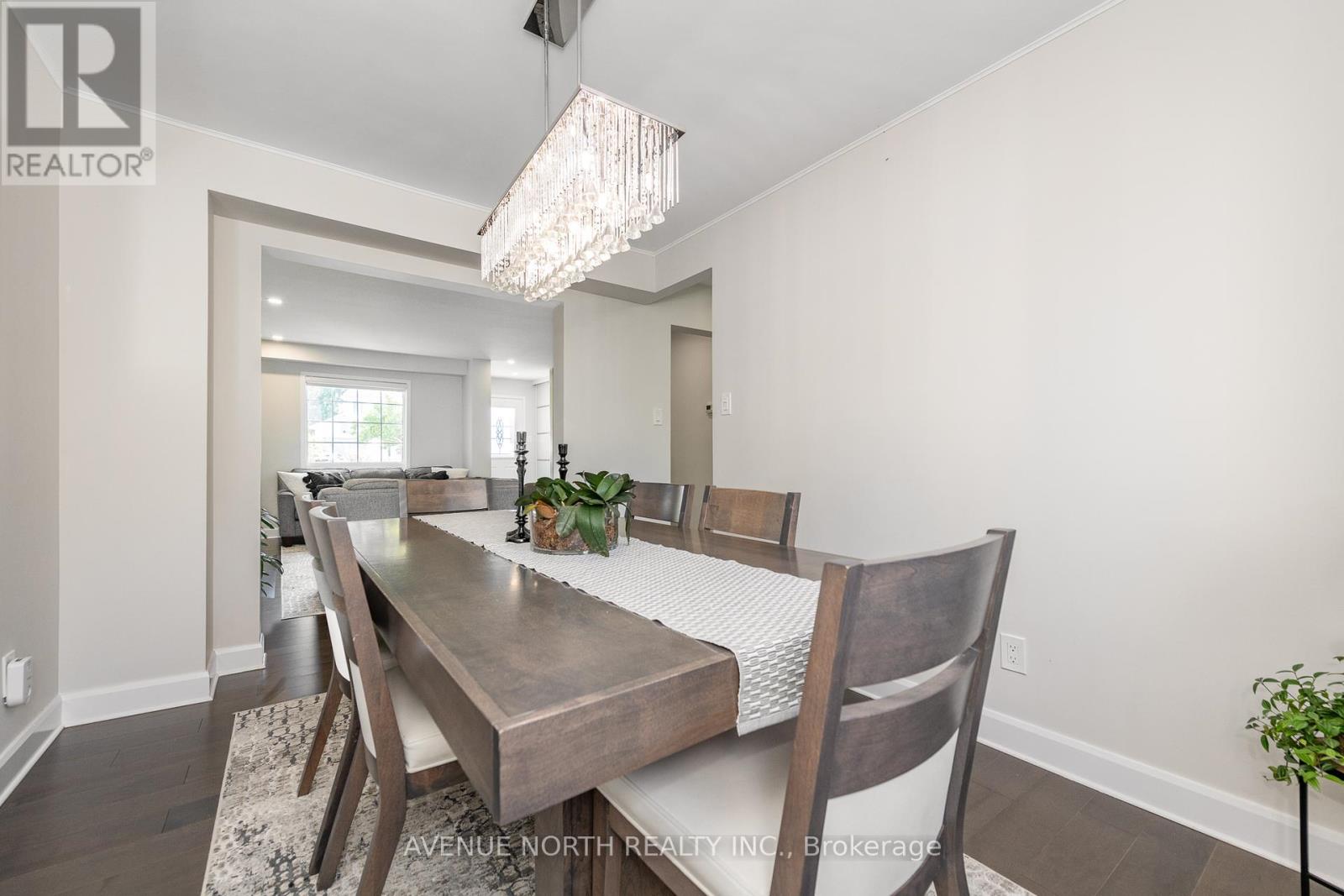 273 Cote-Royale Crescent, Ottawa, Ontario  K1E 3L5 - Photo 10 - X12444176