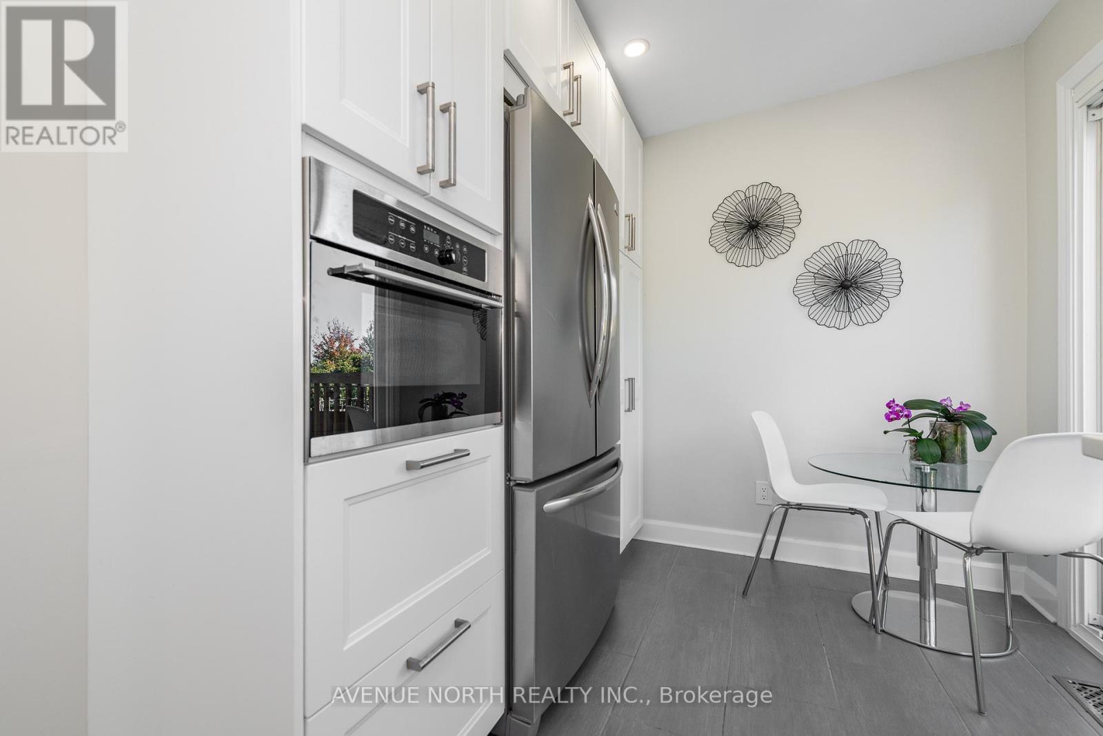 273 Cote-Royale Crescent, Ottawa, Ontario  K1E 3L5 - Photo 15 - X12444176