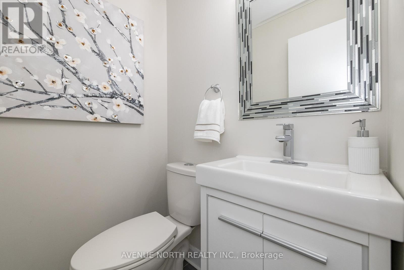 273 Cote-Royale Crescent, Ottawa, Ontario  K1E 3L5 - Photo 18 - X12444176