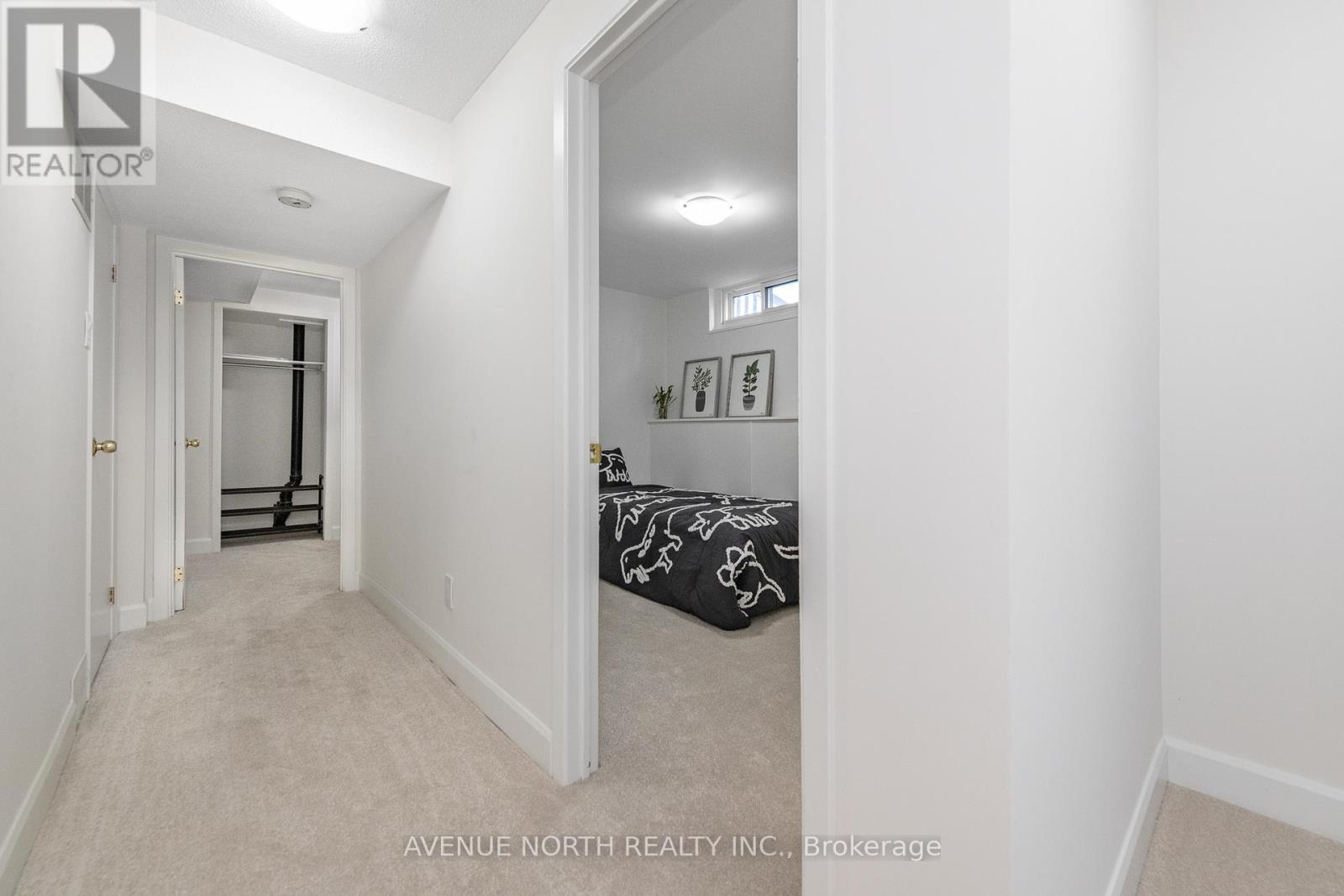 273 Cote-Royale Crescent, Ottawa, Ontario  K1E 3L5 - Photo 38 - X12444176
