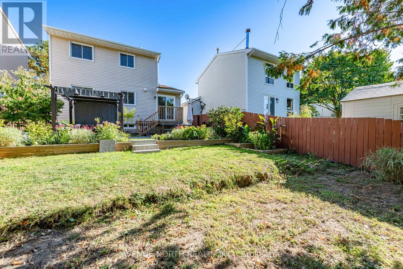 273 Cote-Royale Crescent, Ottawa, Ontario  K1E 3L5 - Photo 46 - X12444176