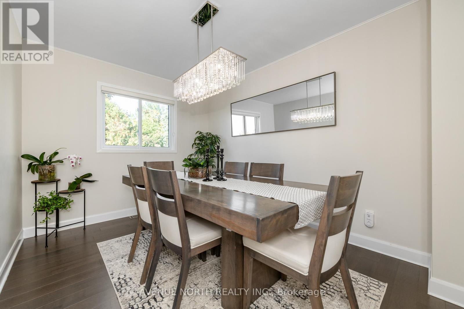 273 Cote-Royale Crescent, Ottawa, Ontario  K1E 3L5 - Photo 8 - X12444176