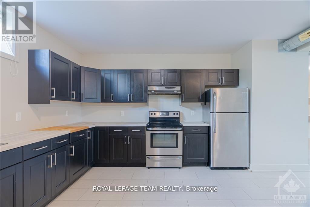 1100 Hollington Street, Ottawa, Ontario  K1Z 8J9 - Photo 4 - X12444189