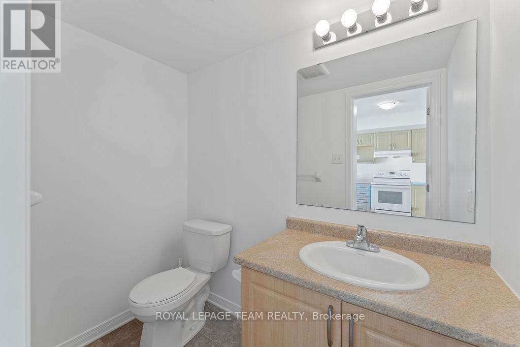 538 Recolte Private, Ottawa, Ontario  K1E 0B4 - Photo 20 - X12444203