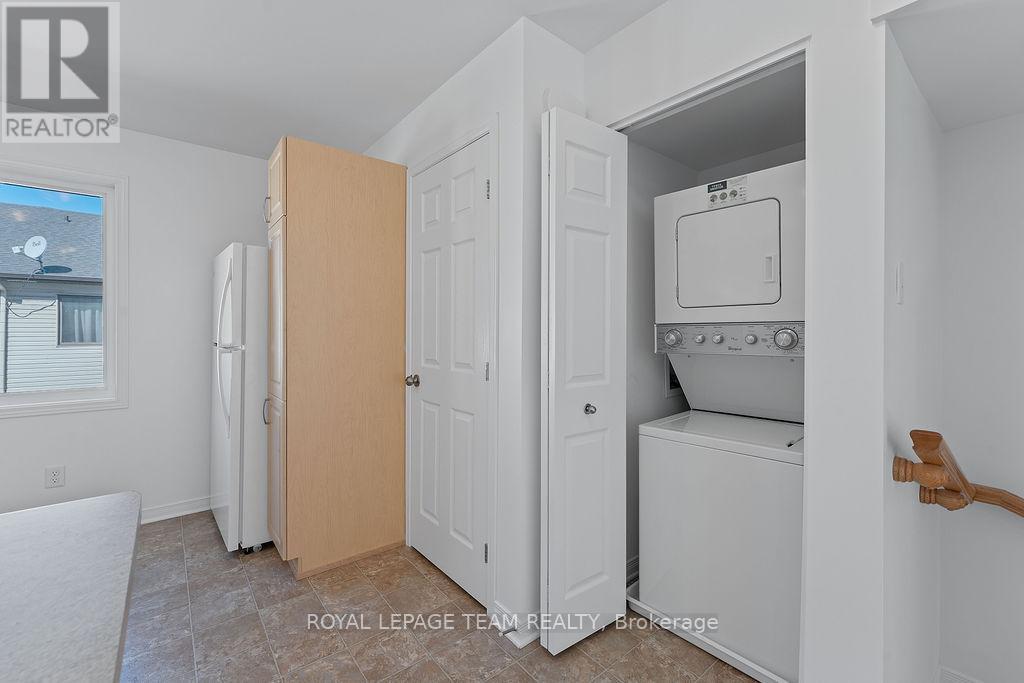 538 Recolte Private, Ottawa, Ontario  K1E 0B4 - Photo 21 - X12444203
