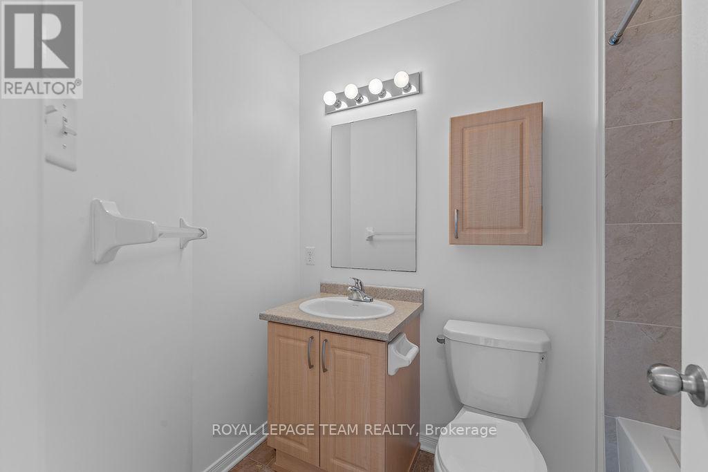 538 Recolte Private, Ottawa, Ontario  K1E 0B4 - Photo 32 - X12444203