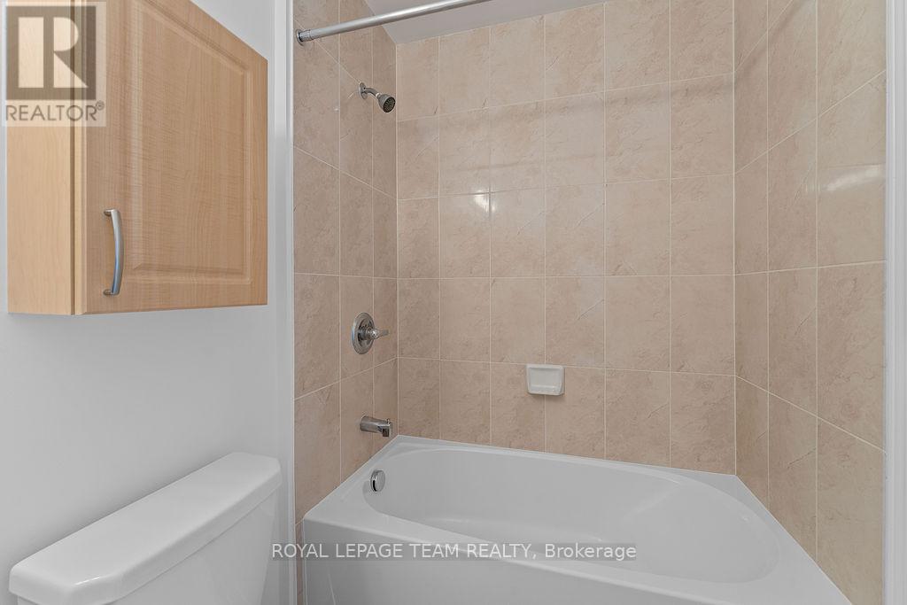 538 Recolte Private, Ottawa, Ontario  K1E 0B4 - Photo 33 - X12444203