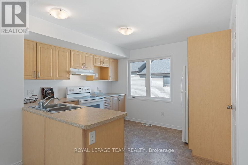 538 Recolte Private, Ottawa, Ontario  K1E 0B4 - Photo 8 - X12444203