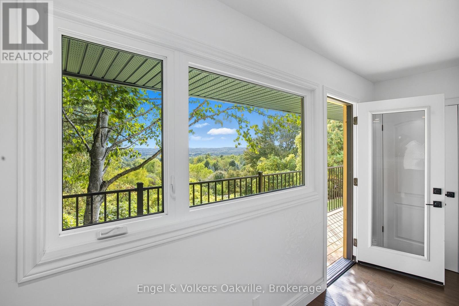50 Oak Avenue, Hamilton, Ontario  L9H 4Y9 - Photo 20 - X12444195