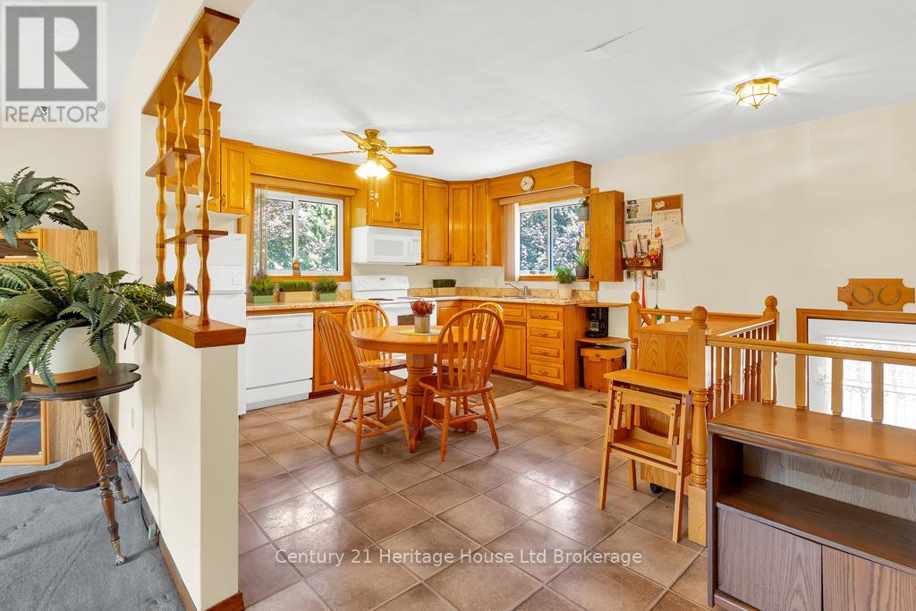 403131 Robinson Road, South-West Oxford, Ontario  N5C 3J7 - Photo 9 - X12444171