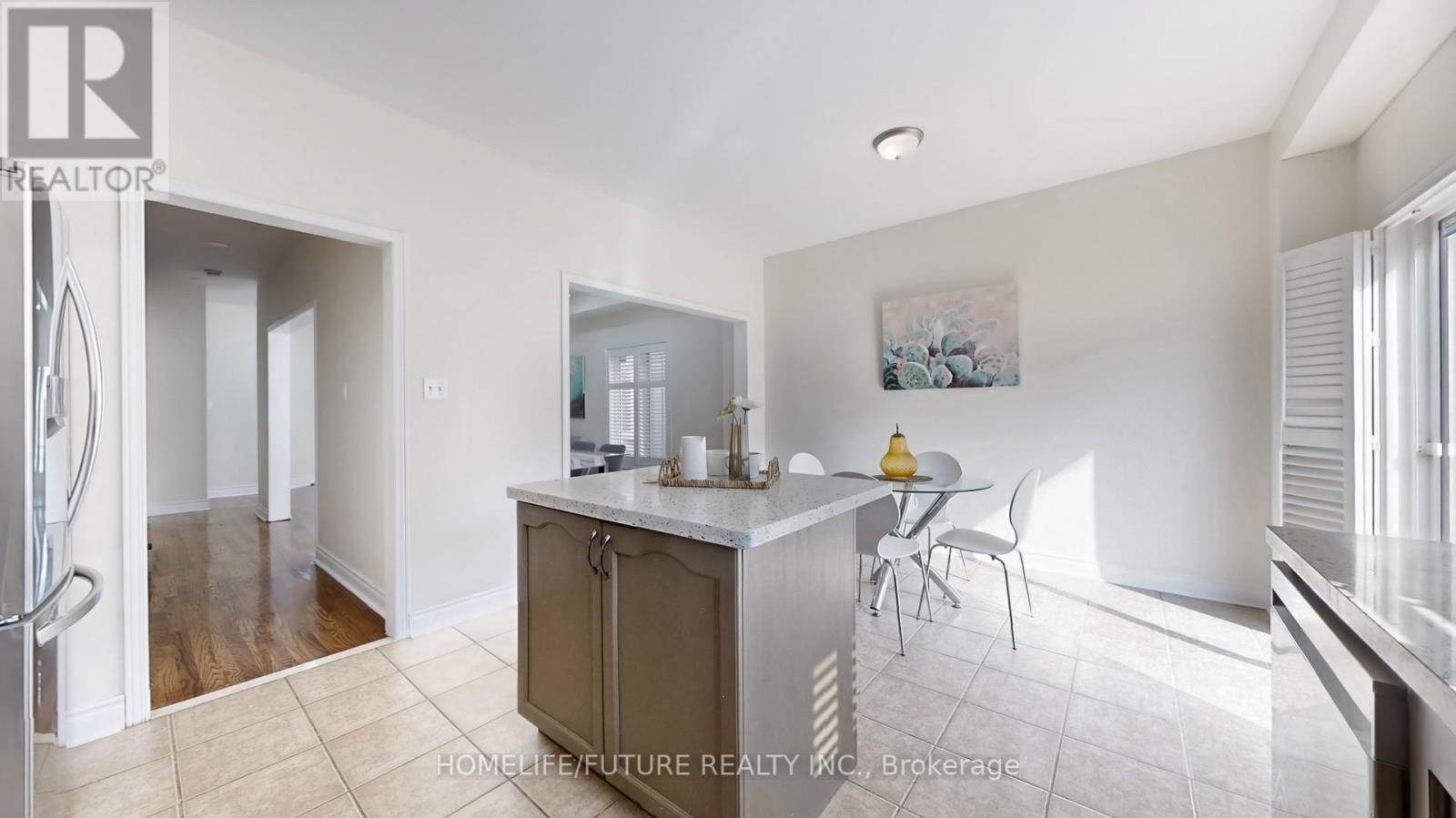 105 Lahore Crescent, Markham (Cedarwood), Ontario  L3S 0A7 - Photo 14 - N12444012