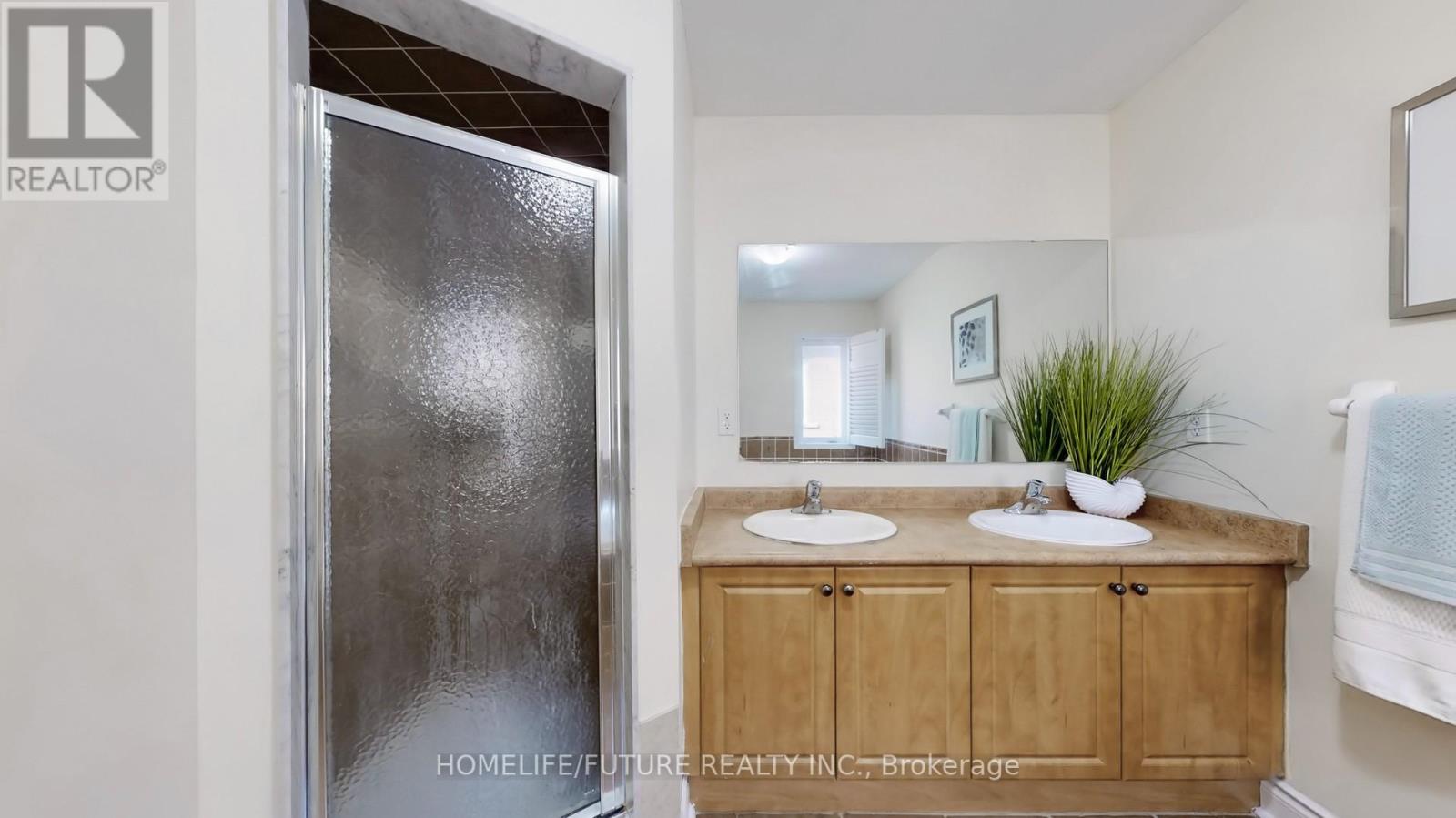 105 Lahore Crescent, Markham (Cedarwood), Ontario  L3S 0A7 - Photo 27 - N12444012