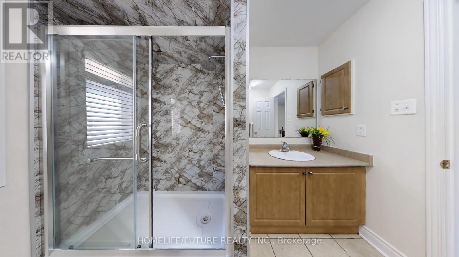 105 Lahore Crescent, Markham (Cedarwood), Ontario  L3S 0A7 - Photo 36 - N12444012