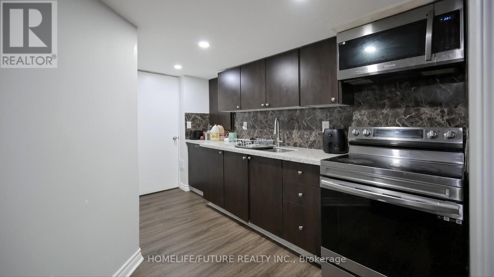 105 Lahore Crescent, Markham (Cedarwood), Ontario  L3S 0A7 - Photo 43 - N12444012