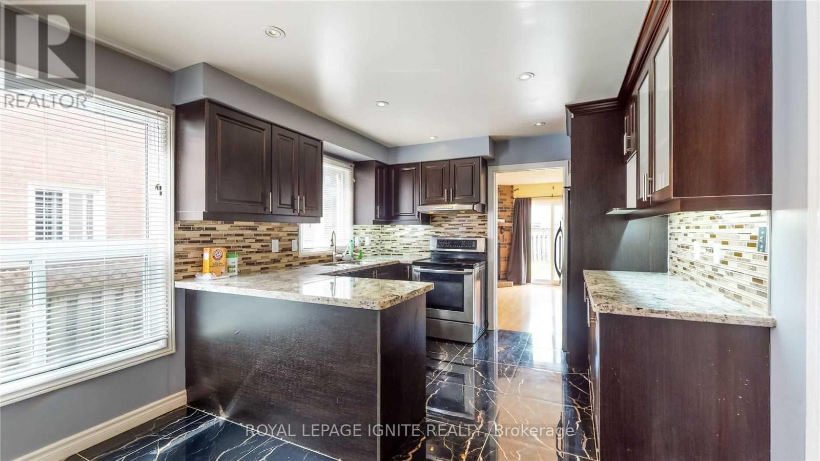 11 James Edward Drive, Markham, Ontario  L3S 1Y9 - Photo 16 - N12444014