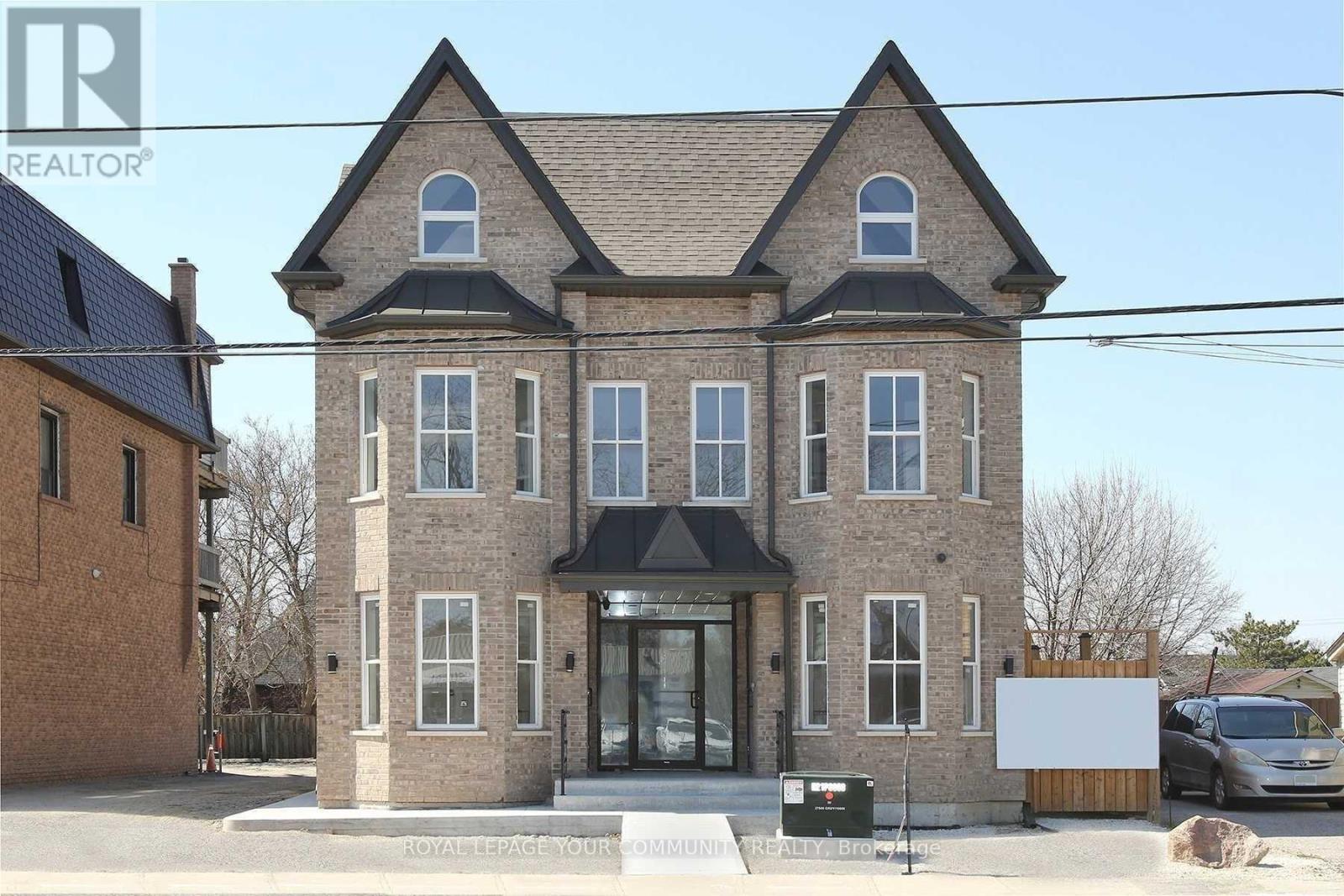 B1 - 352 MAIN STREET N STREET, Markham, Ontario