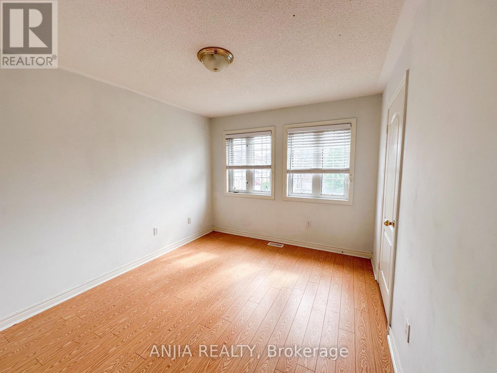 Upper - 18 Balmano Road, Markham, Ontario  L6E 1X4 - Photo 15 - N12444062