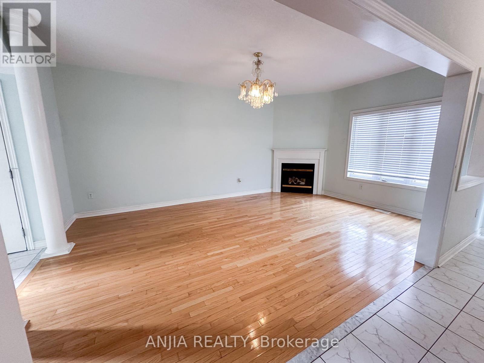 Upper - 18 Balmano Road, Markham, Ontario  L6E 1X4 - Photo 6 - N12444062