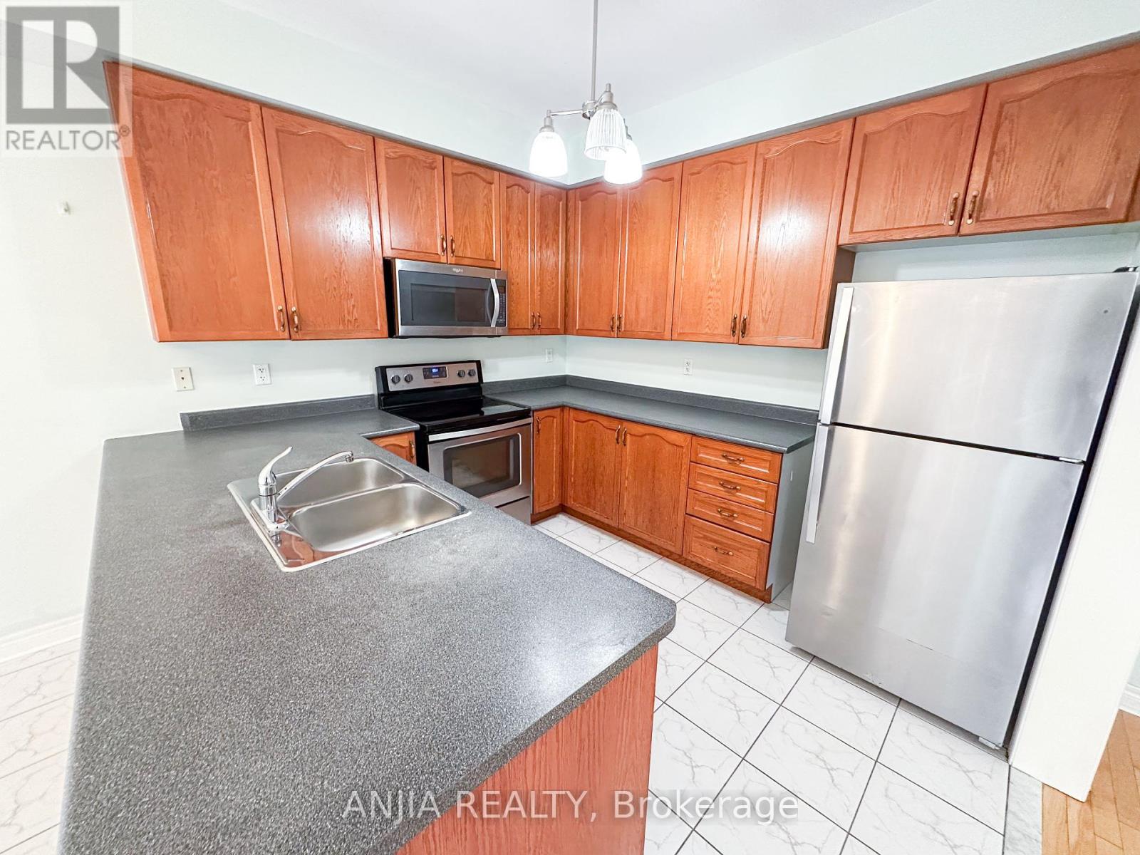 Upper - 18 Balmano Road, Markham, Ontario  L6E 1X4 - Photo 8 - N12444062