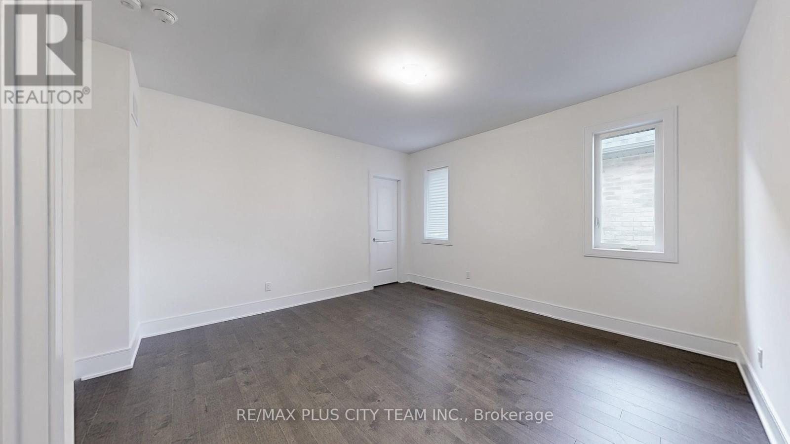 8 Saxby Farm Avenue, King (King City), Ontario  L7B 0T1 - Photo 27 - N12444080