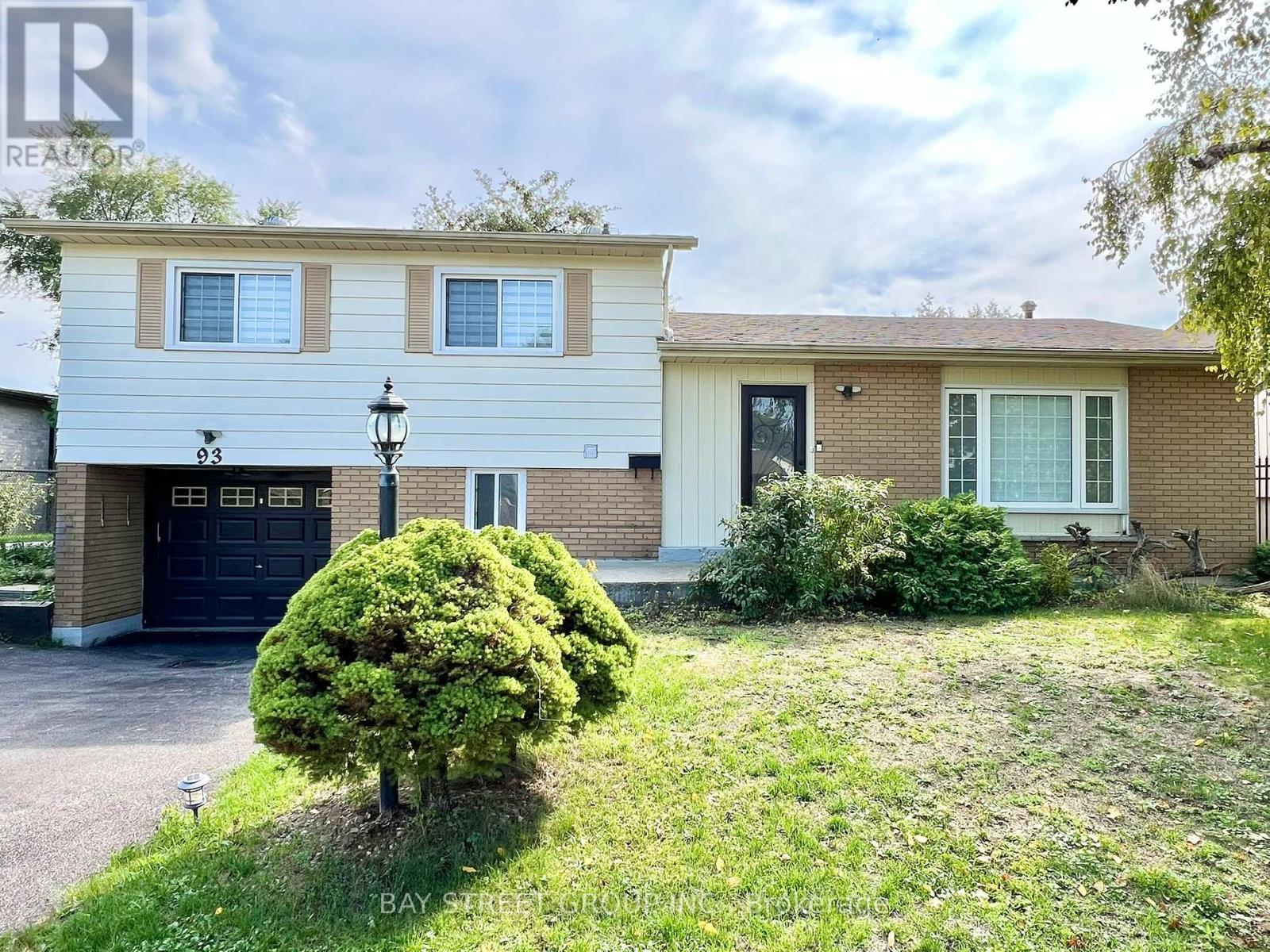93 Parkway Avenue, Markham (Markham Village), Ontario  L3P 2H1 - Photo 1 - N12444093