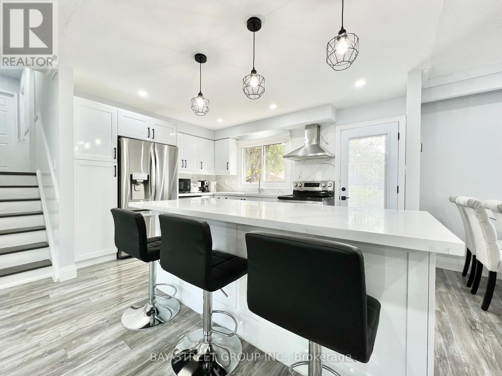 93 Parkway Avenue, Markham (Markham Village), Ontario  L3P 2H1 - Photo 16 - N12444093