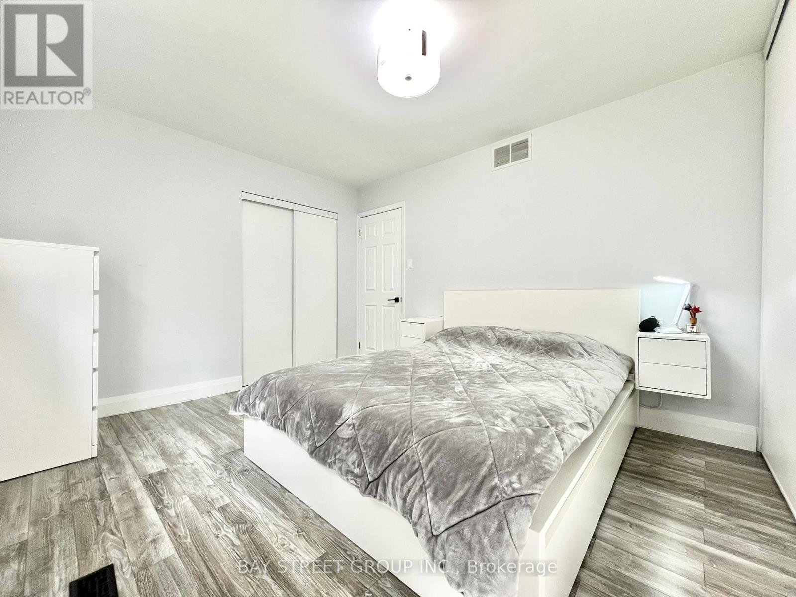 93 Parkway Avenue, Markham (Markham Village), Ontario  L3P 2H1 - Photo 19 - N12444093
