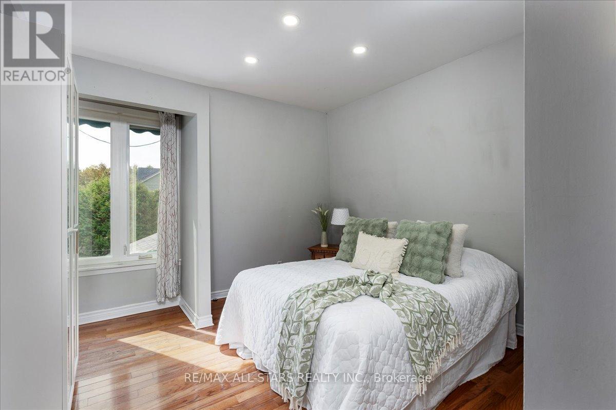 1 Cedarhurst Park, Georgina (Sutton & Jackson's Point), Ontario  L0E 1L0 - Photo 17 - N12444120