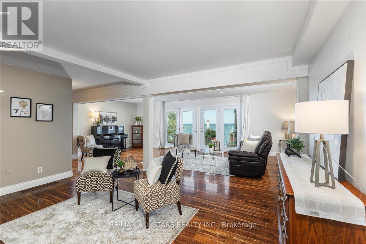 1 Cedarhurst Park, Georgina (Sutton & Jackson's Point), Ontario  L0E 1L0 - Photo 23 - N12444120