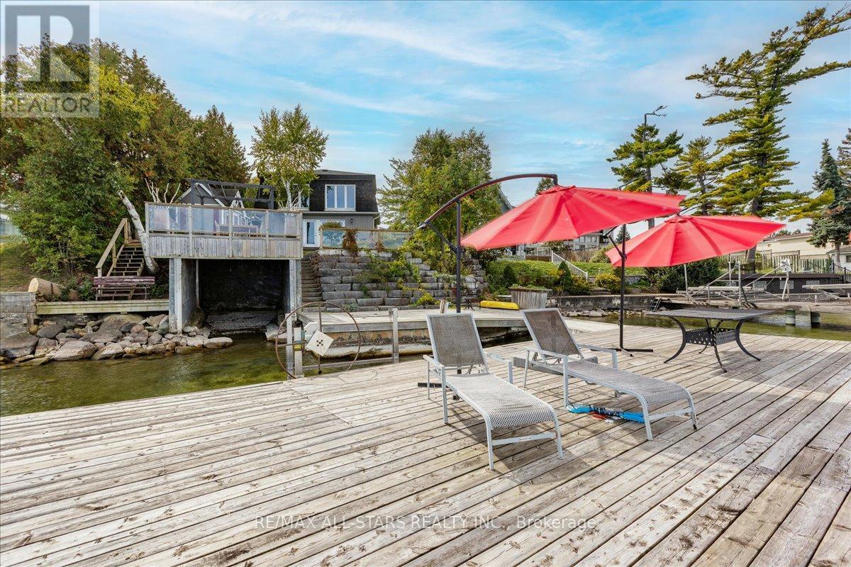 1 Cedarhurst Park, Georgina (Sutton & Jackson's Point), Ontario  L0E 1L0 - Photo 6 - N12444120