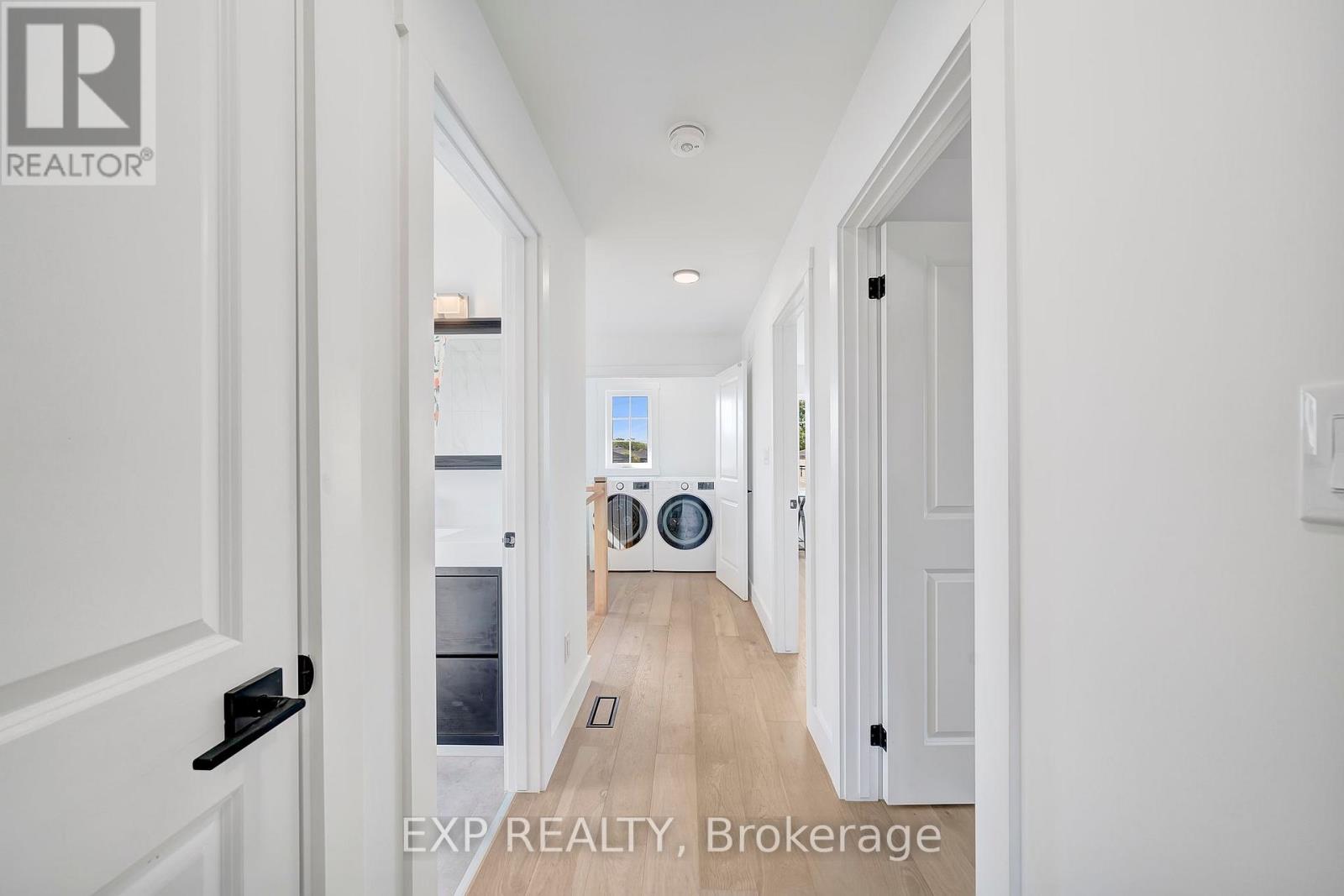 210 Morton Street, Thorold (Allanburg/thorold South), Ontario  L2V 1C7 - Photo 21 - X12444205