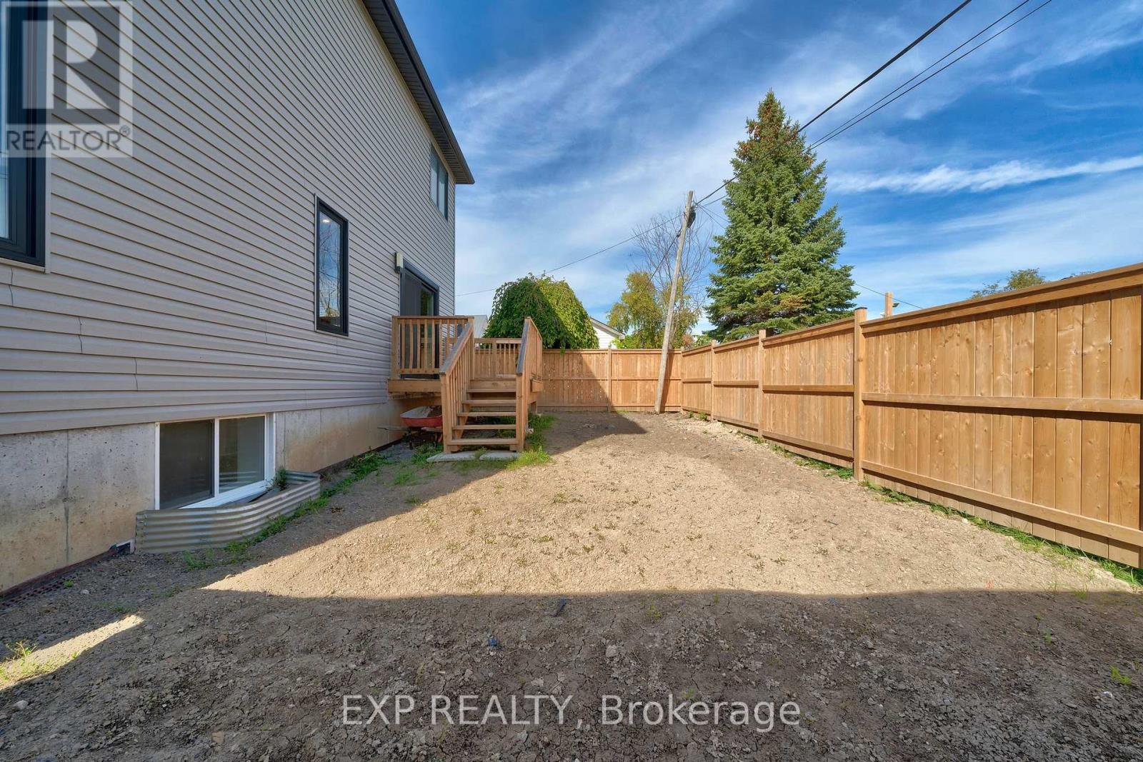 210 Morton Street, Thorold (Allanburg/thorold South), Ontario  L2V 1C7 - Photo 40 - X12444205